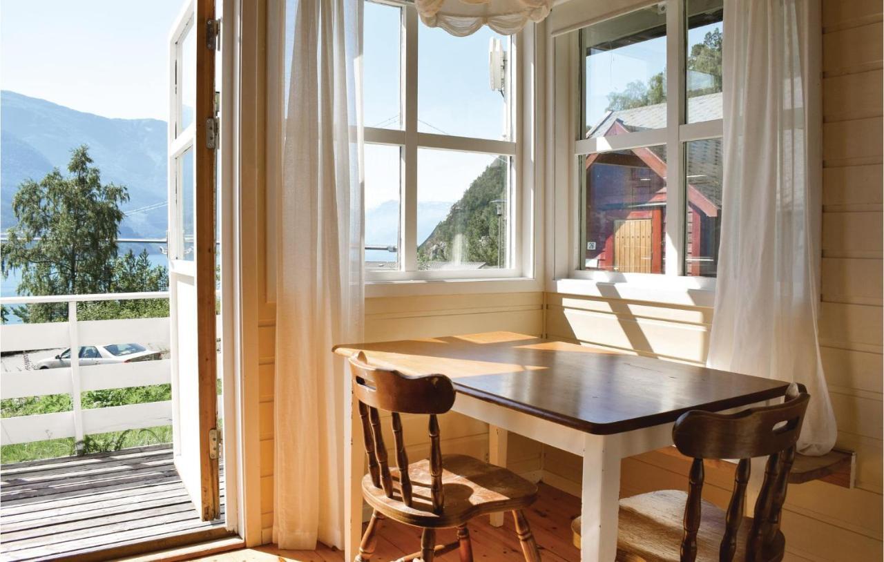 3 Bedroom Lovely Home In Vallavik Vangsbygd Экстерьер фото