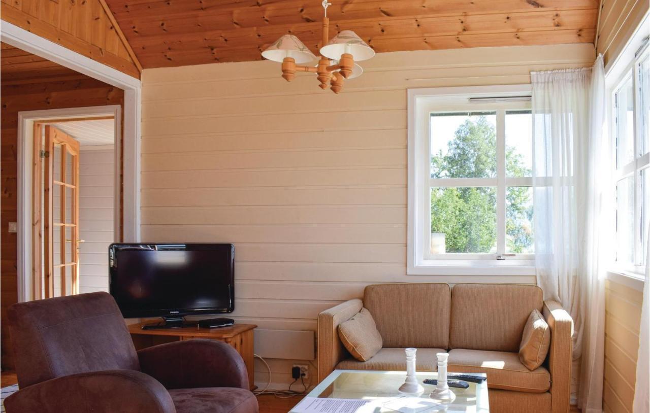 3 Bedroom Lovely Home In Vallavik Vangsbygd Экстерьер фото