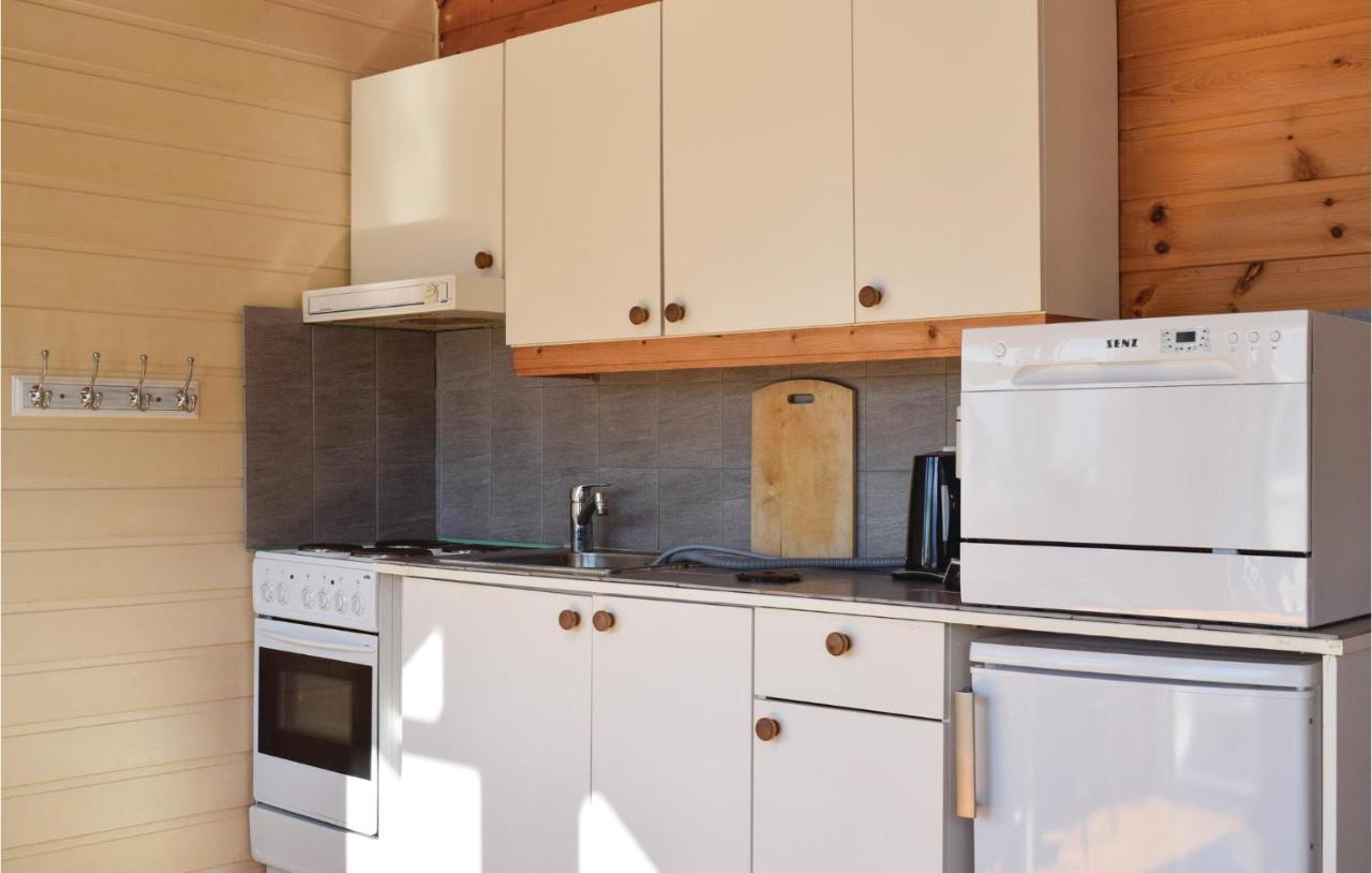 3 Bedroom Lovely Home In Vallavik Vangsbygd Экстерьер фото
